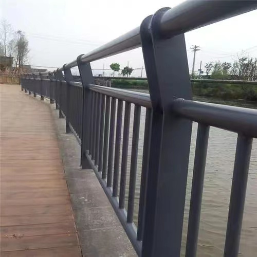 <b>桥梁钢栏杆/河道桥梁防护钢护栏</b>